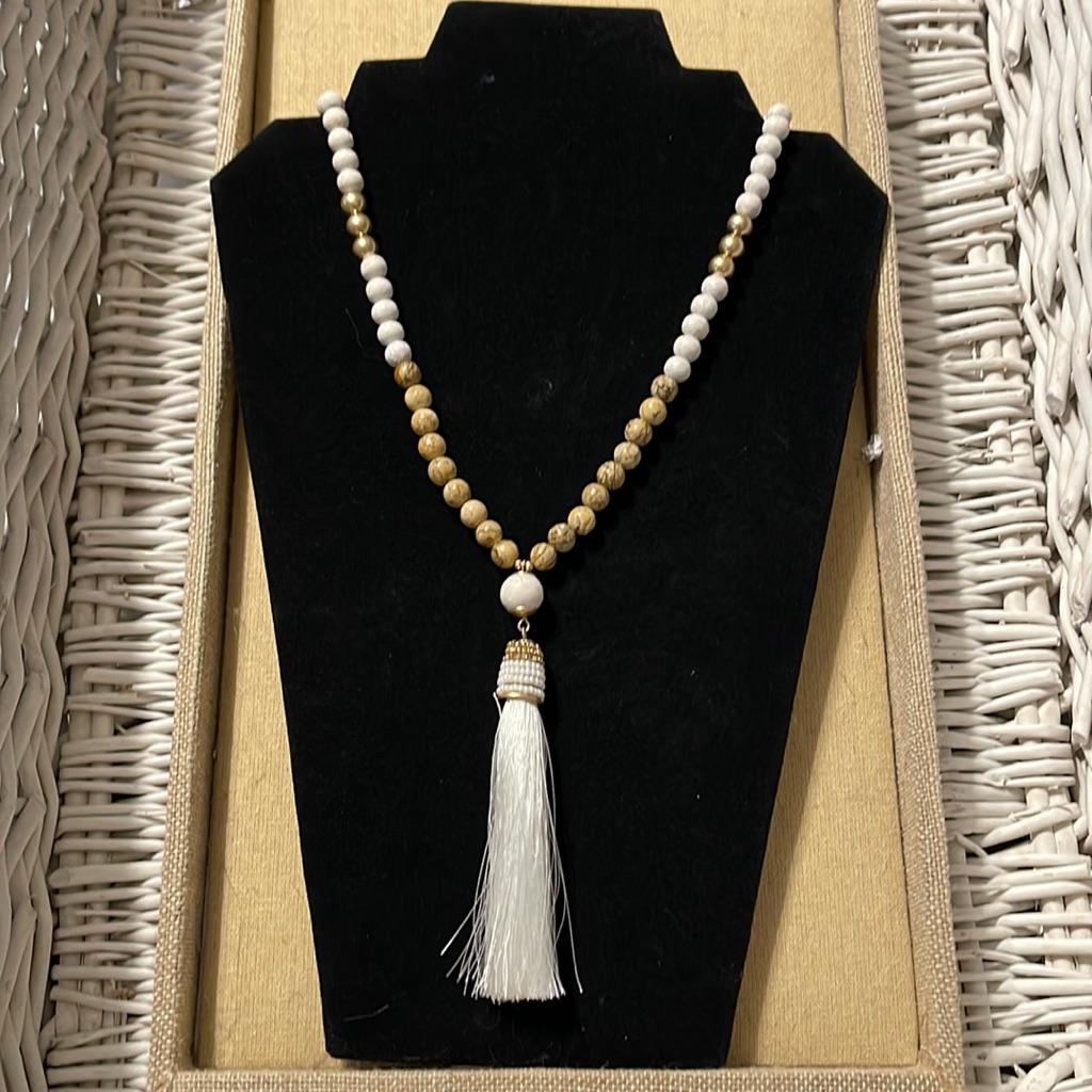 Nwt Southern Living Necklace Made With Semi Precious Stones